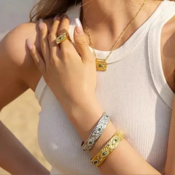 Anthropologie Baroque Malachite Gold Stainless Steel WaterproofEye Cuff Bracelet - Picture 11 of 14